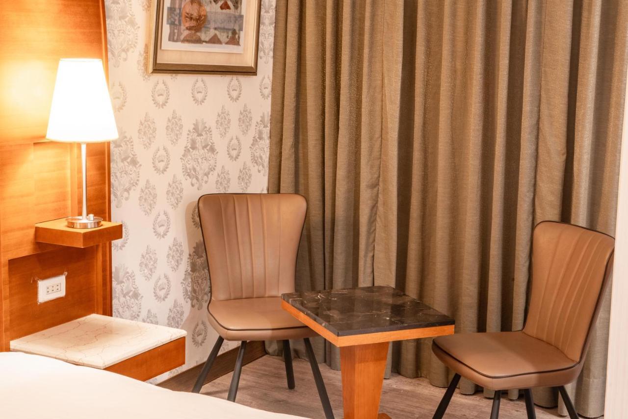 Elegance Hotel Тайбэй Экстерьер фото