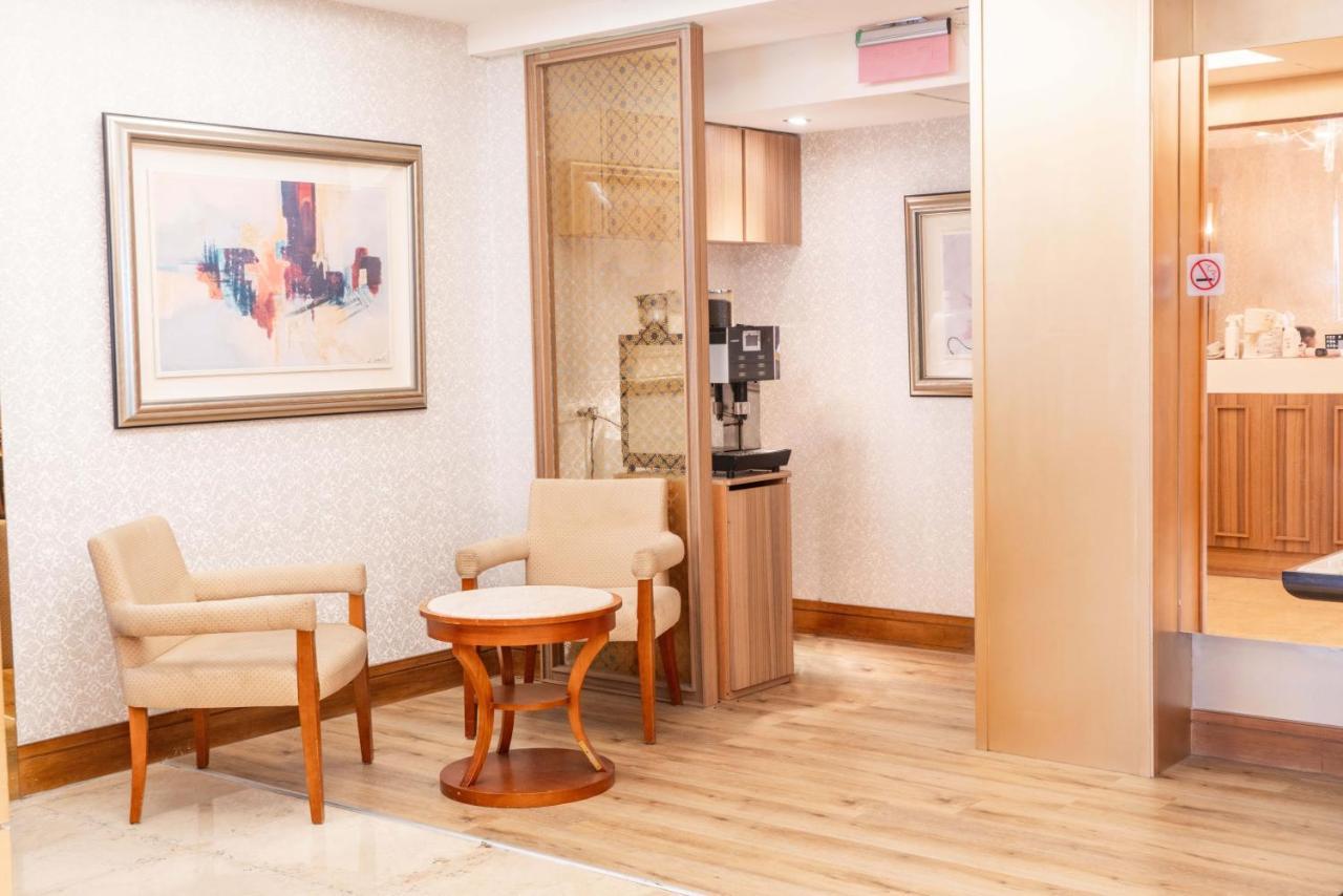 Elegance Hotel Тайбэй Экстерьер фото
