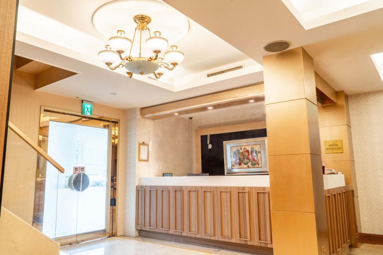Elegance Hotel Тайбэй Экстерьер фото